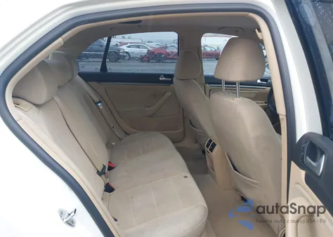 2008 Volkswagen Jetta S из США, поврежденный, VIN 3VWJM71K18M157656